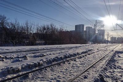 В Новосибирске электричка насмерть сбила мужчину