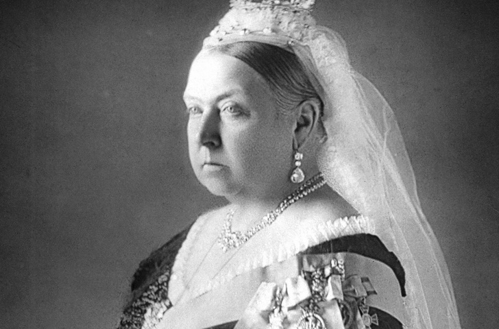 Позор короны: как британская королева Виктория нашла утешение в объятиях слуги после смерти мужа