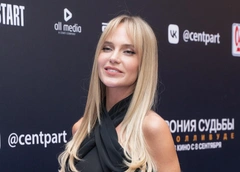 Глюк’оZа с теплом о Фадееве, который хочет лишить ее псевдонима: «Он был мне как папа. Я ему очень благодарна»