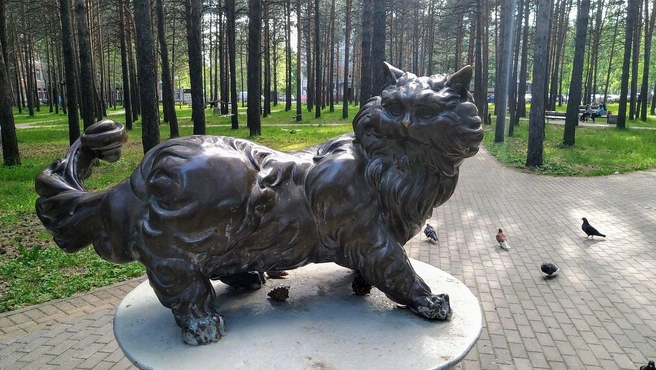 Кот ученый встречает гостей парка | Источник: Яндекс. Карты