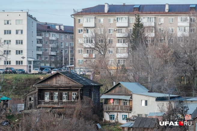 Такие вот уфимские контрасты | Источник: Булат Салихов / UFA1.RU