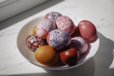 Как правильно хранить варёные яйца перед Пасхой