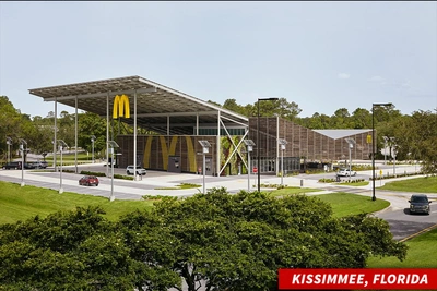 Мужчина арестован за непристойное поведение в McDonald's рядом с Disney World