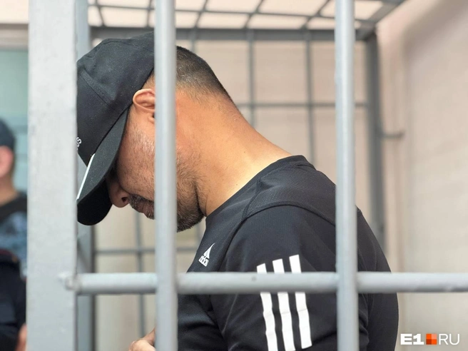 Шестого участника предполагаемой этнической группировки арестовали в Екатеринбурге | Источник: Алиса Глинских / E1.RU