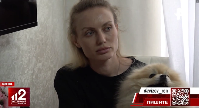 Анастасия во время съемок сюжета | Источник: Ren.tv