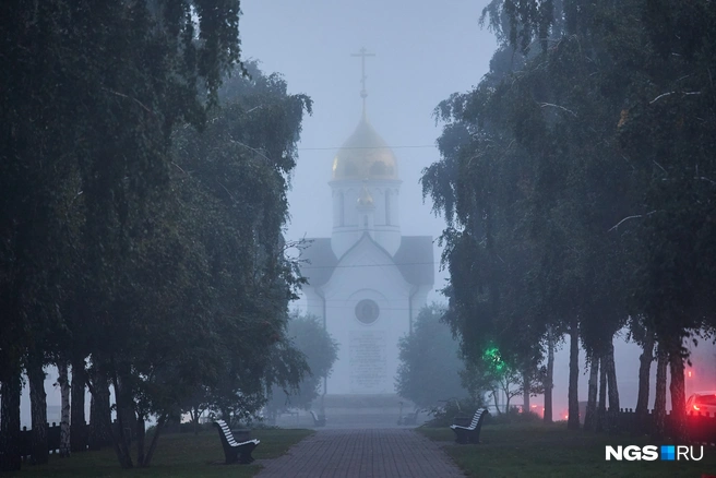 Утром в пятницу улицы практически пустые  | Источник: Александр Ощепков / NGS.RU