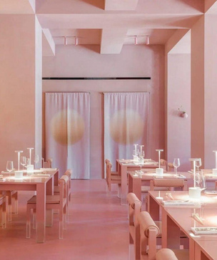 Розовый бетон и ваби-саби: новый ресторан Fullmoon по проекту Натальи Белоноговой