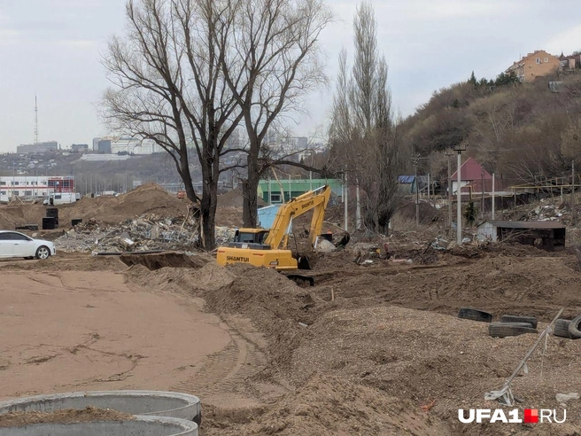 На объекте работал один экскаватор | Источник: Булат Салихов / UFA1.RU