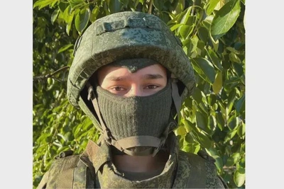 Сбили беспилотники и захватили опорник: амурчанина наградили медалью Суворова