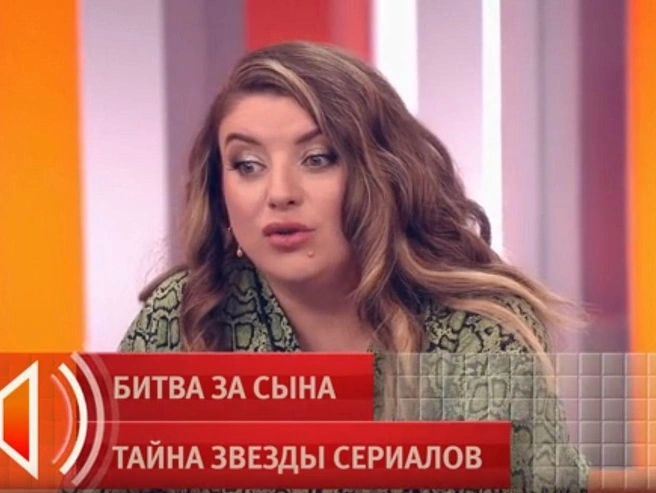 Эльвира Кретова подала иск в суд для установления алиментных выплат. | Источник: кадр из шоу «Пусть говорят» (18+), Первый канал, 2026 год