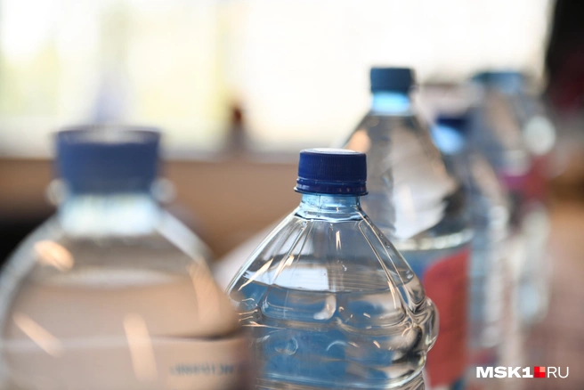 Врачи подчеркивают важность употребления достаточного количества воды зимой | Источник: Артем Устюжанин / MSK1.RU