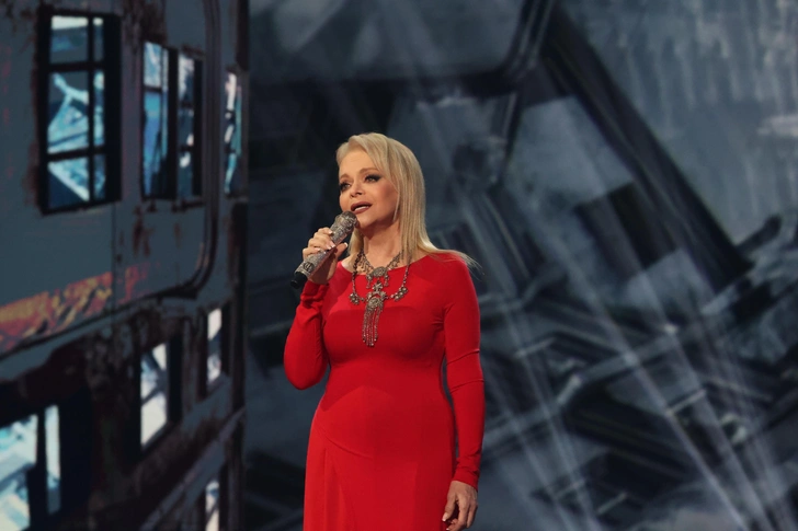 По данным СМИ, на новогодних корпоративах певица заработает сумму, почти равную стоимости ее квартиры