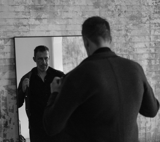 Даже через экран чувствуется мощь Максима Левина. Но какой он на самом деле? | Источник: Максим Левин / Vk.com