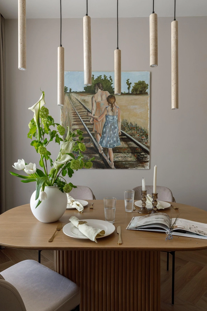 Стулья, Home solution. Картина, Nata Karagoz Art. Декоративный свет, Velvet Designstore. | Источник: Мила Лотоцкая. Стиль: Сая Данияр