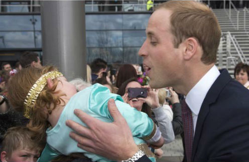 Принцу Уильяму так и не удалось поцеловать девочку