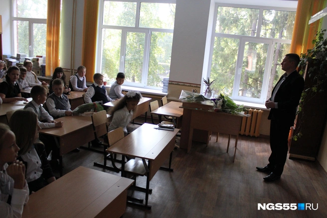 Учителя теряют интерес к работе из-за усталости | Источник: Иван Рейзвих / NGS55.RU