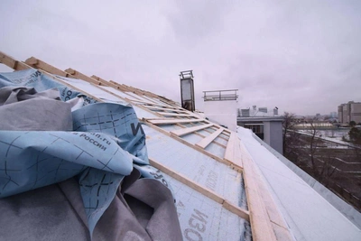 Три недели на ремонт сгоревшей кровли в Оренбурге