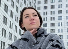 Ретро-фото мамы Трояновой и проблемы Галич со здоровьем: новости из соцсетей звезд