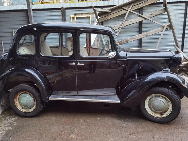Возраст автомобиля составляет почти 90 лет. | Источник: Avito