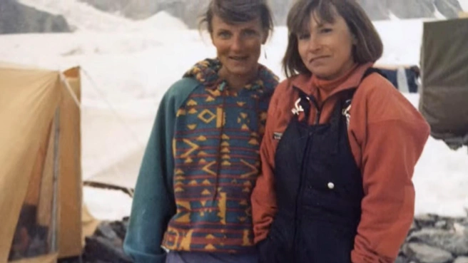 Белорусская альпинистка Ирина Вяленкова и Екатерина Иванова | Источник: Climbing.ru / climbing.ru
