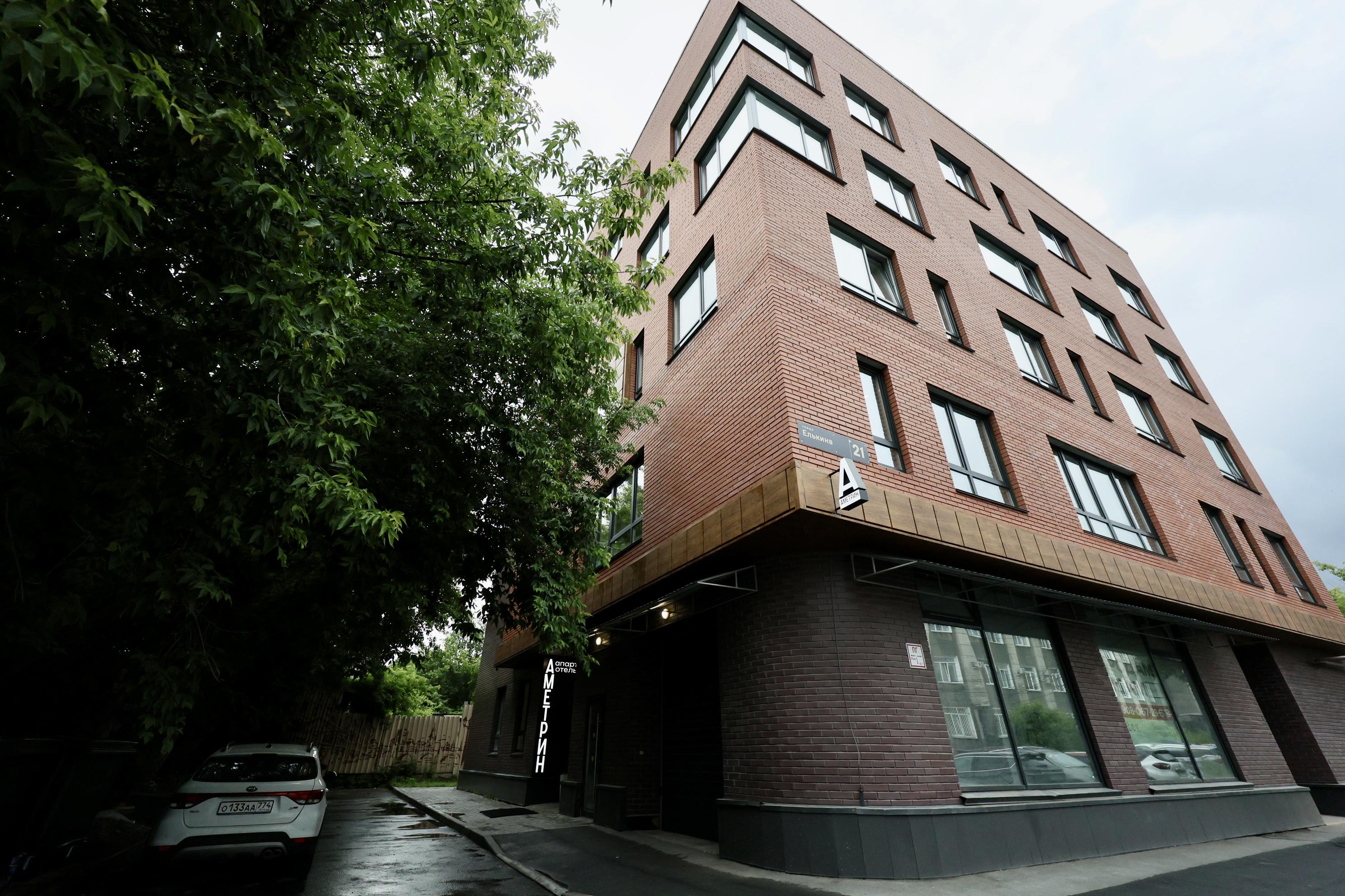 Возле Кировки в Челябинске заработал новый отель, номера в котором можно купить