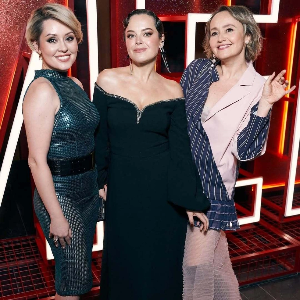 Наталия Медведева с коллегами по Comedy Woman — девушки по-прежнему общаются и встречаются | Источник: natalymedvedeva / Instagram* (деятельность соцсети запрещена на территории РФ)