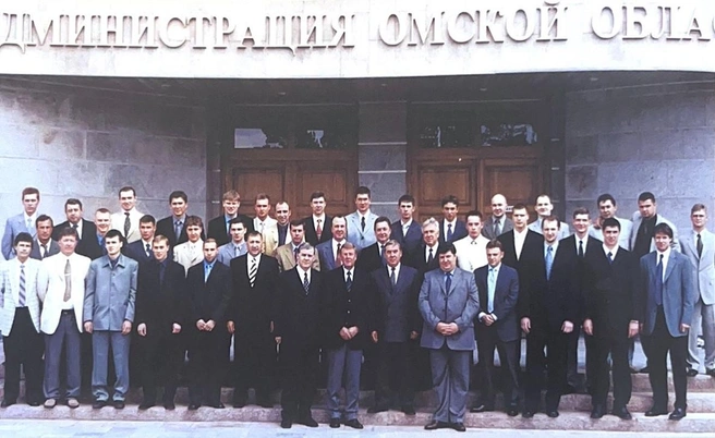 «Авангард» в 2001 году | Источник: Виталий Киян / «„Авангард“&nbsp;— Чемпион! История омского хоккея в очерках и фотографиях»