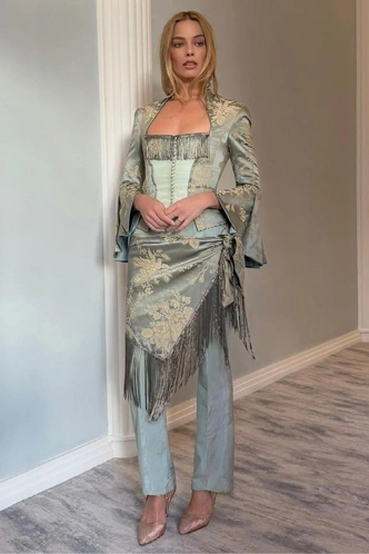 Чему нас научило модное сотрудничество Марго Робби и Эндрю Мукамала: стайлтрики, которые должна знать каждая