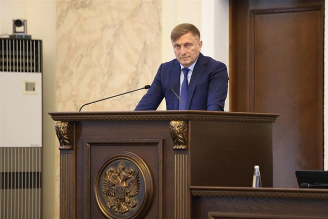 С документом парламентариев познакомил глава профильного комитета Заксобрания Александр Джеус | Источник: пресс-служба Законодательного собрания Краснодарского края