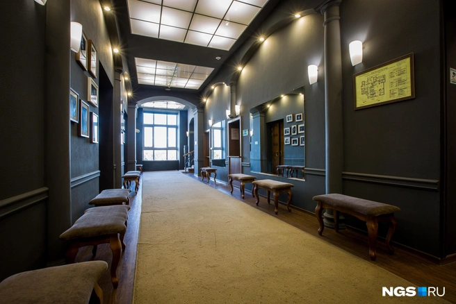 Основная площадка фестиваля — «Старый дом» | Источник: Александр Ощепков / NGS.RU