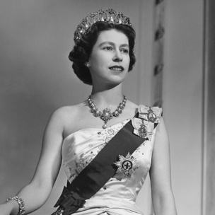 Королева Елизавета II: история в фотографиях