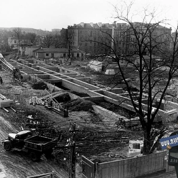 Строительство Дома советов, 1957 год | Источник: Myekaterinodar.ru