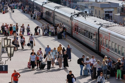 РЖД скорректировала маршруты поездов после схода вагонов