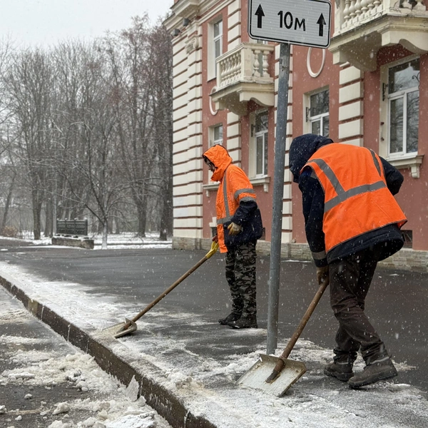 Петербург заметает. У дорожных служб — усиленный режим работы  | Источник: пресс-служба вице-губернатора Е.&nbsp;Н.&nbsp;Разумишкина