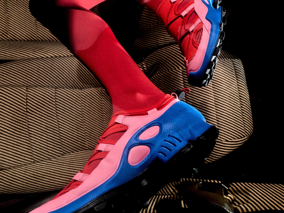 Какую обувь выбирают самые модные девушки — 4 небанальных тренда на лето 2024 | marieclaire.ru