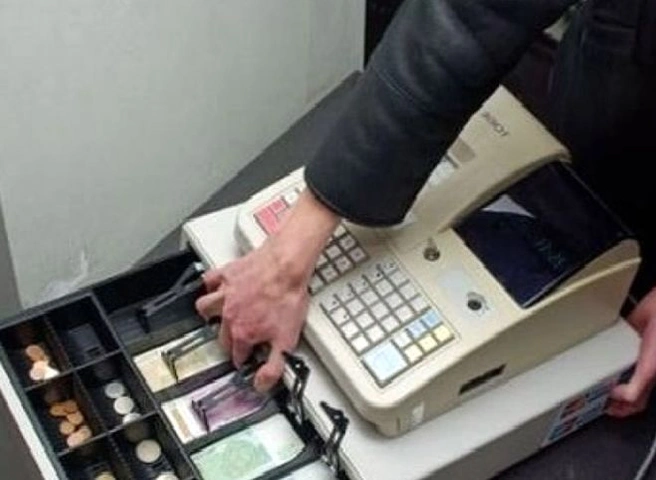 Двое скопинцев попытались ограбить продуктовый магазин | ya62.ru