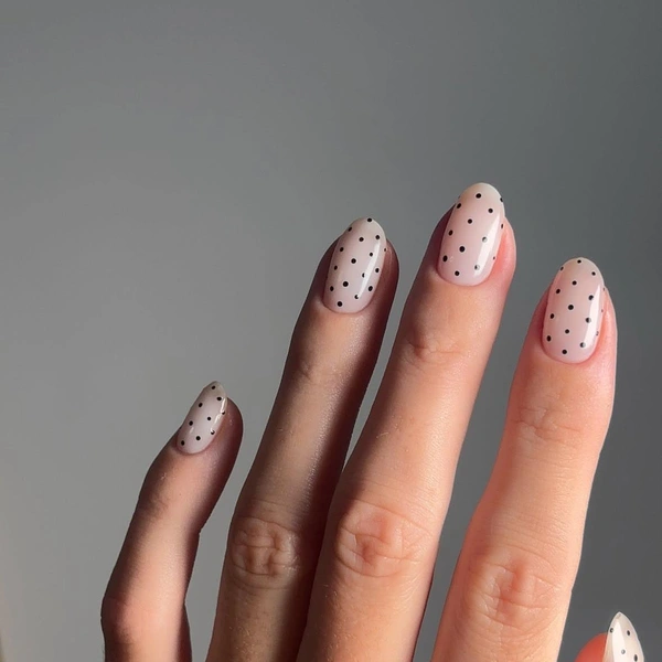 ногти дизайн ногтей, любовный маникюр, маникюр декабрь 2025, маникюр зима 2025, маникюр зима 2025 модные, тенденции маникюра зима 2025, любовный маникюр на декабрь, денежный и любовный маникюр | Источник: Социальные сети