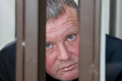 Court seizes vehicles and cottage from former Chelyabinsk traffic police chief