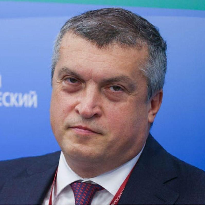 <p>Павел Волков</p>