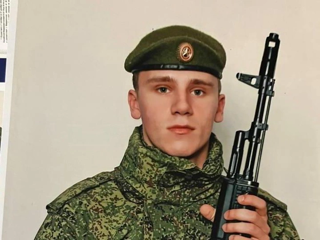 Любовь Пономарева настаивает, что ее сын не собирался подписывать контракт | Источник: предоставлено Любовью Пономаревой