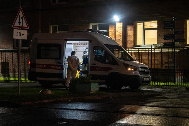 Мужчина отделался травмами | Источник: Михаил Огнев / FONTANKA.RU