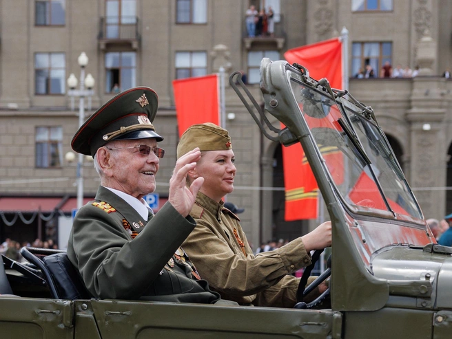 Полковничий мундир ветерана всегда безупречен | Источник: Алексей Волхонский / V1.RU