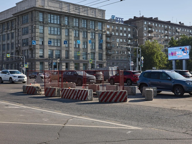 Случайно в яму уже не въехать | Источник: Александр Ощепков / NGS.RU