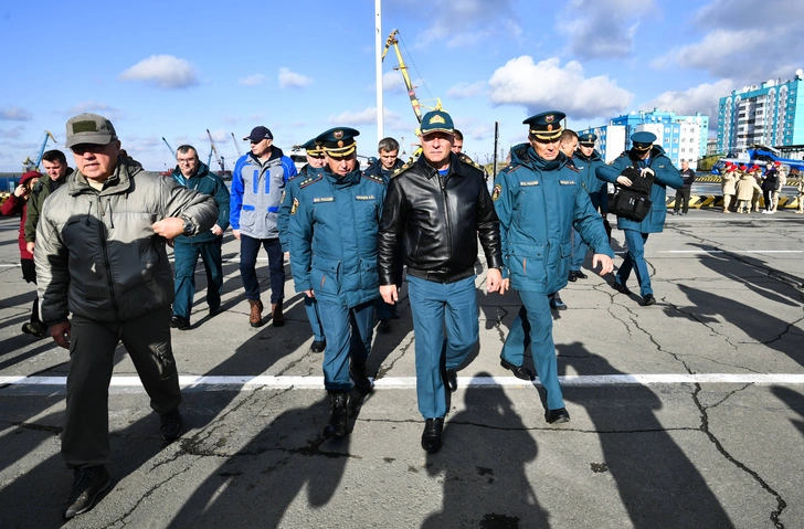 Герой нашего времени: глава МЧС Зиничев погиб, спасая человека