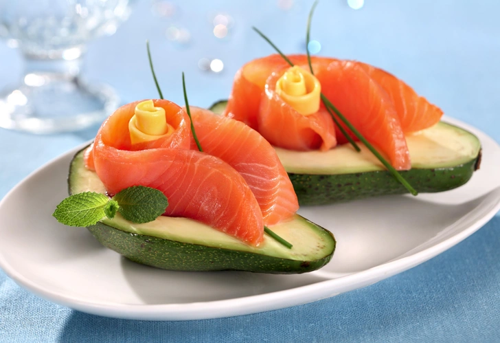 Как засолить форель в домашних условиях: 7 быстрых способов | Источник: RomarioIen/Shutterstock/Fotodom.ru