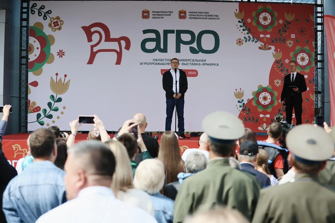 Алексей Текслер: «Главное — это умение и любовь наших селян делать самую важную работу» | Источник: Наталья Лапцевич