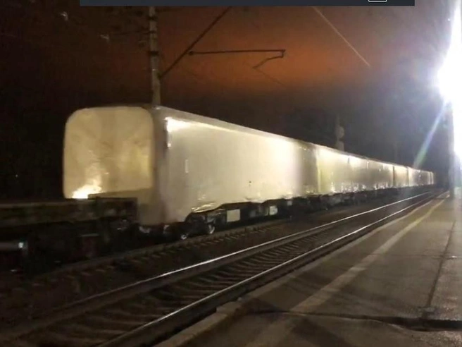 Составы прибыли в город в понедельник вечером. | Источник: Видео из мессенджера Telegram