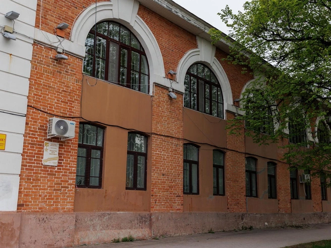 Судебный спор между городскими властями и военными в 2018 году касался ответственности за сохранение этого архитектурного памятника. | Источник: Ирина Шарова / 72.RU