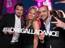 Клубы GallaDance провели миллионный по счету урок танцев