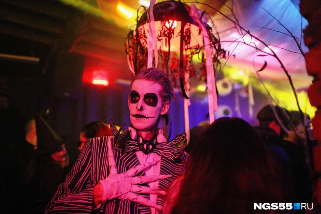 День всех Святых отмечают с 31 октября по 1 ноября | Источник: Евгений Софийчук / NGS55.RU